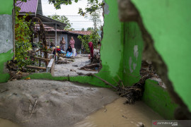 Banjir Bandang Susulan di Desa Rogo Page 1 Small