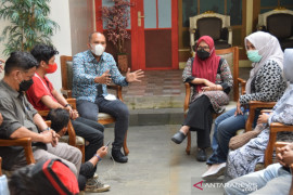 Pasar Pakuan Jaya Bogor gratiskan PKL sewa kios Pasar Kebon Kembang