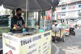 Dukung pulihkan ekonomi, Kota Pekalongan canangkan gerakan "Ayo Jajan"