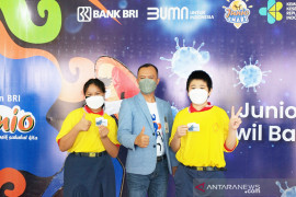 BRI vaksinasi 2.500 pelajar di Palangka Raya