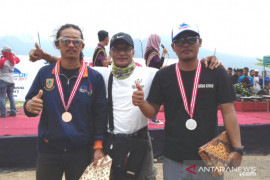 Kalsel kirim dua atlet gantole ke PON Papua