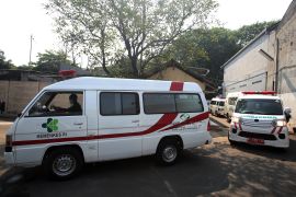Keluarga napi datangi Lapas Tangerang