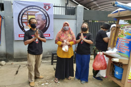 Serentak 51 daerah, Relawan Sahabat Ganjar aksi borong dagangan UMKM