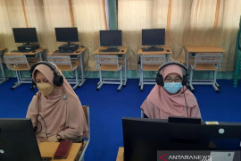 Perkuat keyakinan wali murid, SMAN 3 Padang Panjang  adakan sosialisasi vaksinasi COVID-19