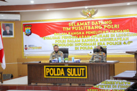 Tim Puslitbang Polri lakukan penelitian penggelaran aplikasi di Polda Sulut