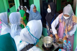 Pemkab Bangkalan bantu berikan modal usaha pelaku IKM