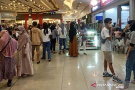 Pengelola tempat wisata dan pusat keramaian di Cianjur berharap ada keringanan