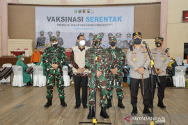 Kodam Brawijaya gelar serbuan vaksinasi di Magetan