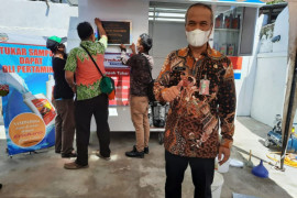 Jakarta Utara fasilitasi penukaran sampah dengan oli di Cilincing