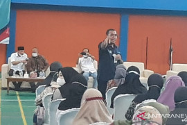 Stafsus Menteri BUMN ajak ibu-ibu Bangka jadi nasabah Mekaar