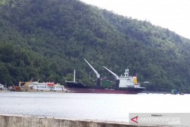 Bupati Sangihe ajak Bumdes manfaatkan fasilitas tol laut