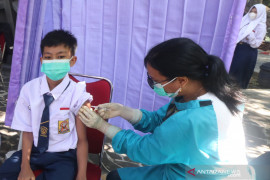 Vaksinasi COVID-19 Pelajar di Kota Kediri