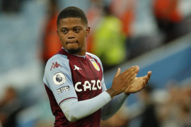 Villa tanpa Leon Bailey tiga pekan karena cedera paha