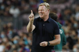 Koeman minta suporter Barca penuhi Camp Nou saat El Clasico