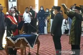 Azmi dipecat, Ketua DPRD Siak resmi dijabat Indra Gunawan
