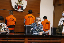 KPK amankan uang dan dokumen dari rumah dinas Bupati HSU