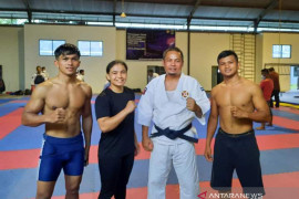 Warga kumpulkan donasi  untuk atlet asal Solok ke PON Papua