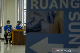 Vaksinasi COVID-19 untuk pelajar Bandung
