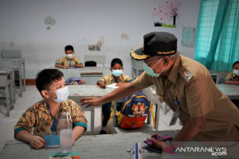 Wakil Wali Kota Herman Man minta guru perketat prokes di sekolah