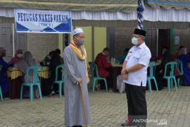 Bupati HSS : Salah satu upaya tingkatkan imun tubuh dengan vaksinasi