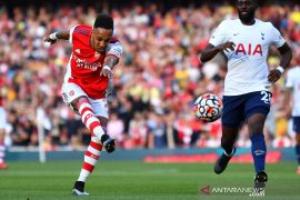 Liga Inggris : Arsenal pimpin 3-0 atas Hotspur di menit 34