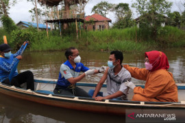 Over 244,000 Banjarmasin residents get first COVID-19 jab