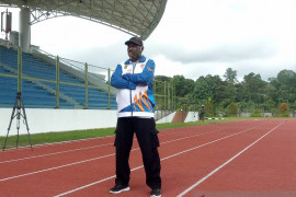 Mantan atlet nasional Yulius Uwe dipercayakan bawa api PON di Timika