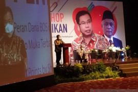 Vaksin pelajar harus berbasis sekolah untuk cegah klaster keluarga