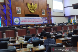 DPRA jaring pendapat raqan induk pembangunan kepariwisataan 2022-2037