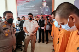Bawa ganja dari Pekanbaru, dua pria di Selatpanjang ini diringkus polisi