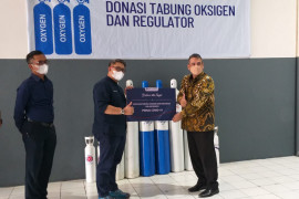 Pemprov Jabar salurkan bantuan 7.000 tabung oksigen