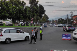 Penerapan ganjil genap jalur Puncak awal pemulihan perekonomian