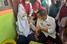 Bupati: Vaksinasi pelajar untuk membentuk kekebalan kelompok di sekolah