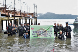 Korem 151/ Binaya angkut sampah di pantai Tapal Kuda, lestarikan lingkungan