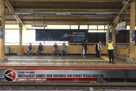 Masyarakat sambut baik vaksinasi jadi syarat perjalanan KRL