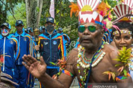 Kirab Api PON Papua Di Kota Jayapura Page 1 Small