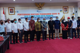 Yayasan BUMN  salurkan alat penanganan COVID-19 di Sulteng
