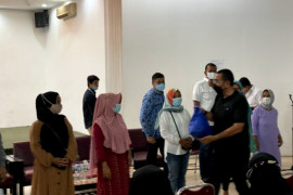 Erick Thohir gelontorkan modal usaha para ibu calon nasabah Mekaar di Tanah Abang