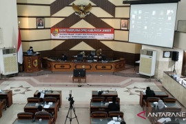 Bupati Jember tanggapi pandangan umum fraksi soal usulan lima raperda