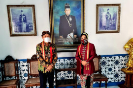 Wali Kota Mojokerto terima gelar kehormatan Keraton Kasunanan Surakarta