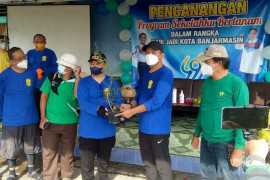 Ibnu Sina canangkan program sekolahku bertanam