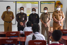 Wawali Kota Denpasar tinjau pelaksanaan ANBK SMP