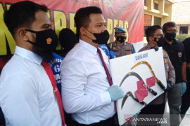 Saling lapor polisi, tujuh anggota geng ditangkap