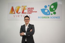 Pengusaha Larry Widjaya bicara tentang pentingnya kesehatan dan beramal