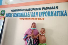 Bapak kuli ibu tukang cuci, Bian derita kanker tulang pula, berharap bantuan untuk berobat