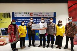 Vokasi UI gelar sentra vaksinasi bagi warga Depok