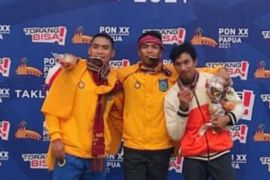 Zohri tak terhadang,  raih emas nomor 100 meter putra PON