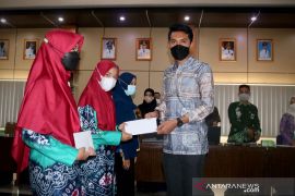 Bupati Banjar lepas tiga kafilah ke STQ nasional di Maluku Utara