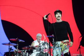 RHCP umumkan jadwal tur tahun depan