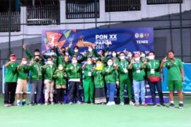 PON Papua - LaNyalla bangga Jatim sapu bersih medali emas tenis